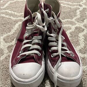 Converse size 7